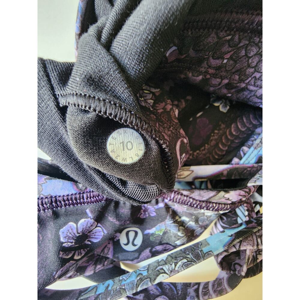 Lululemon Sports Bra Womens 10 Purple Floral - Picture 3 of 5